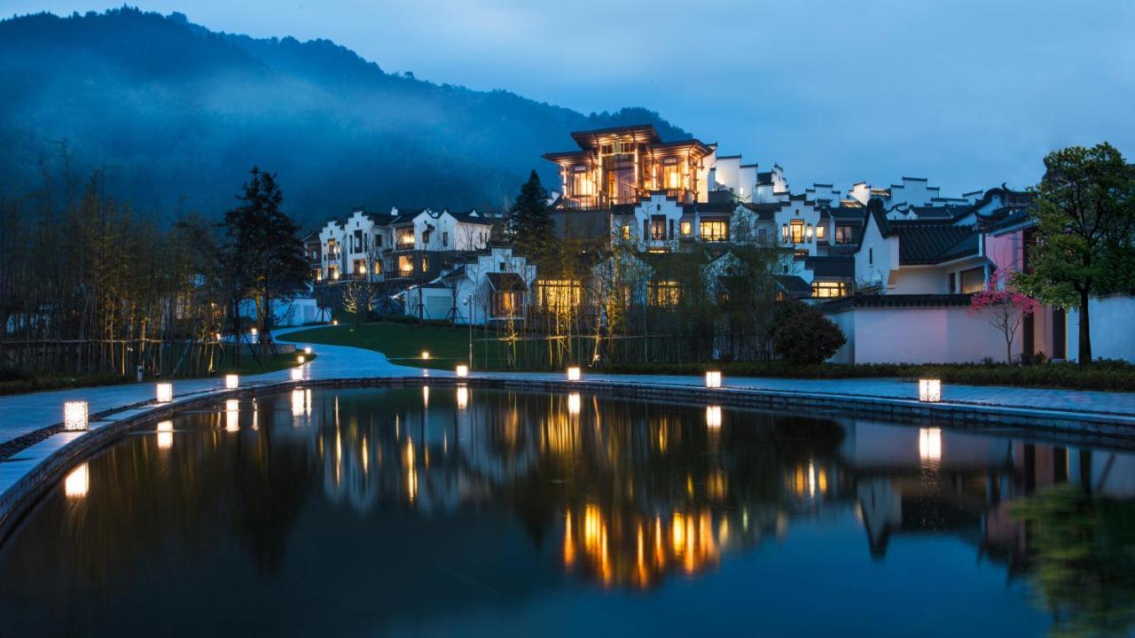 Banyan Tree Hotel Huangshan-The Ancient Charm Of Huizhou, A Paradise Buitenkant foto
