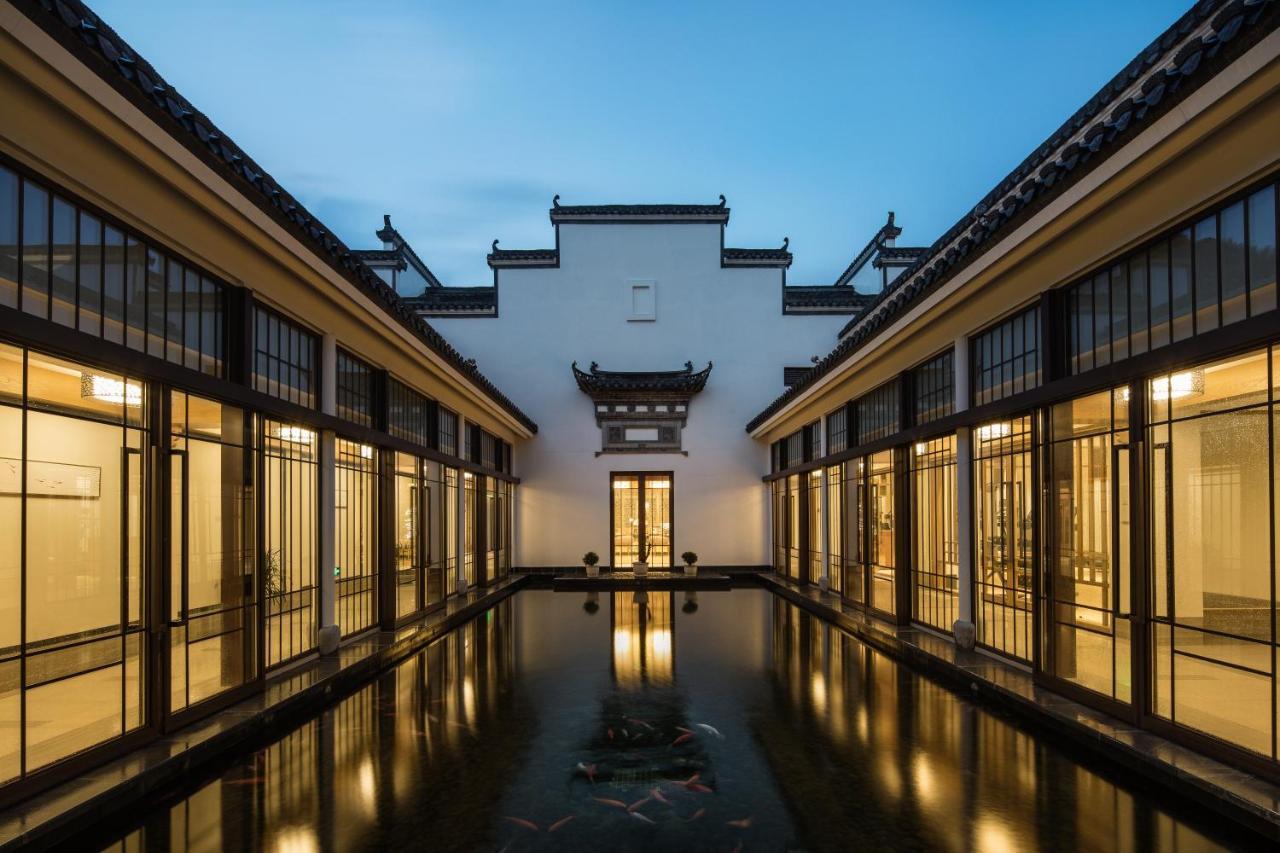 Banyan Tree Hotel Huangshan-The Ancient Charm Of Huizhou, A Paradise Buitenkant foto