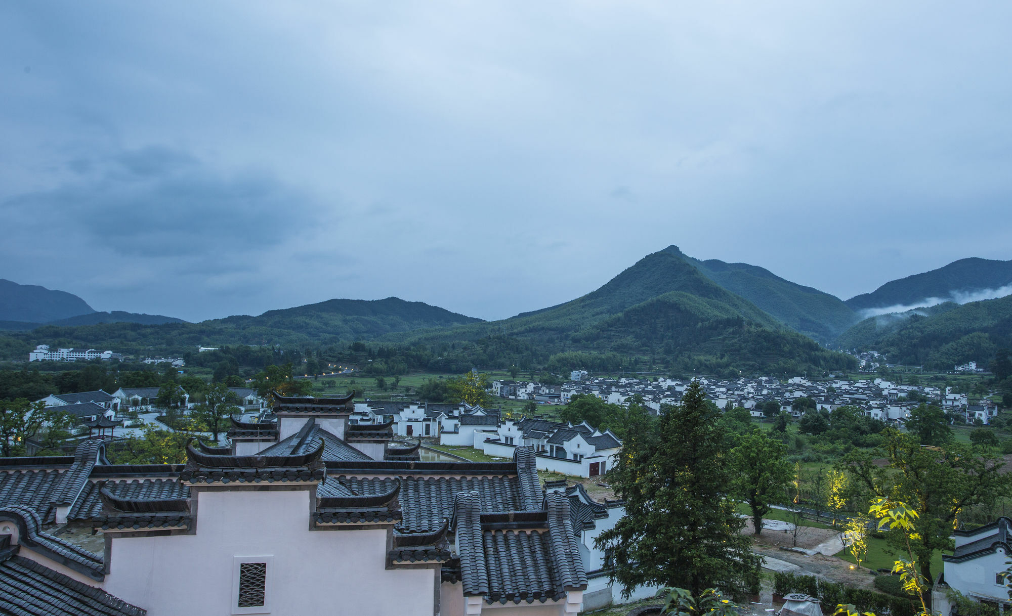 Banyan Tree Hotel Huangshan-The Ancient Charm Of Huizhou, A Paradise Buitenkant foto